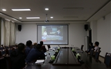 行政第二黨支部組織觀看“以折達(dá)公路問題為案例”警示片，努力推進(jìn)作風(fēng)建設(shè)年教育活動(dòng)