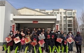 學(xué)校開展春節(jié)前走訪慰問幫扶村群眾與送溫暖活動